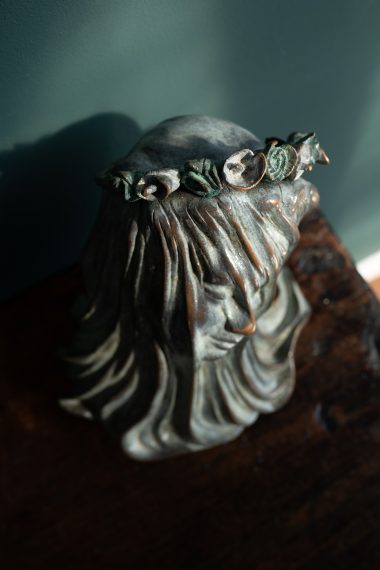 Advil Vezir sculpture bronze woman lady face Flower crown